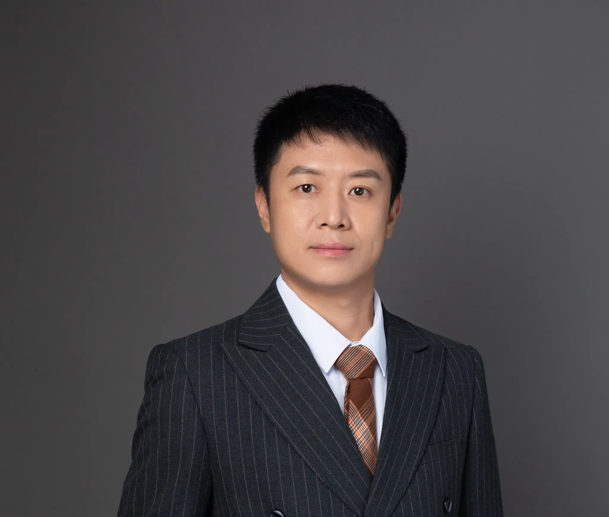 Qin Xuefeng